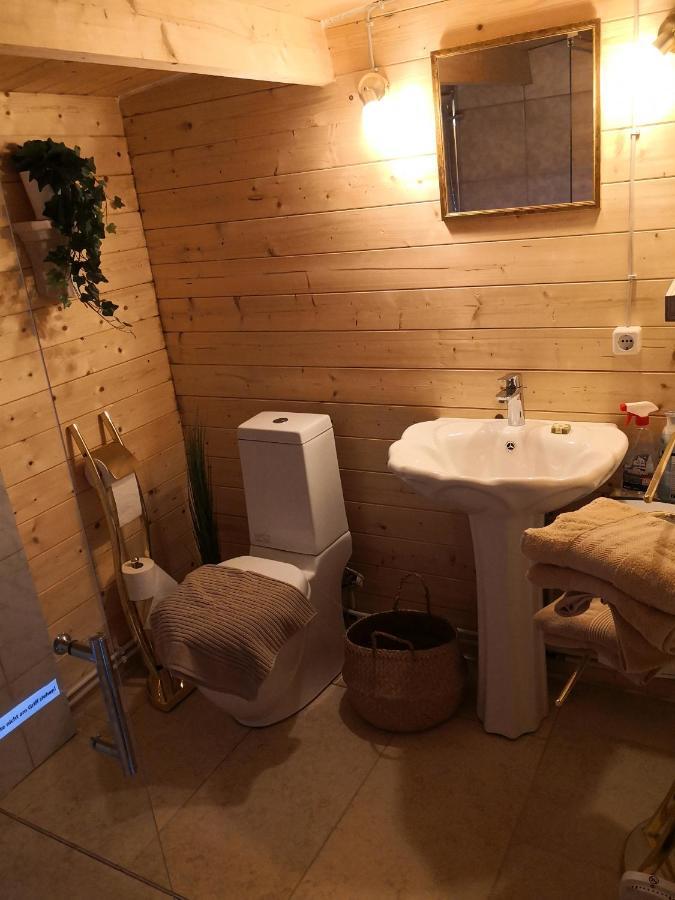 25qm ATRIUM Holz-Bungalow- NATUR PUR- NEUES MASSIVHOLZ BETT- Juni 2022- Objekt optimiert! Scharbeutz Exterior foto