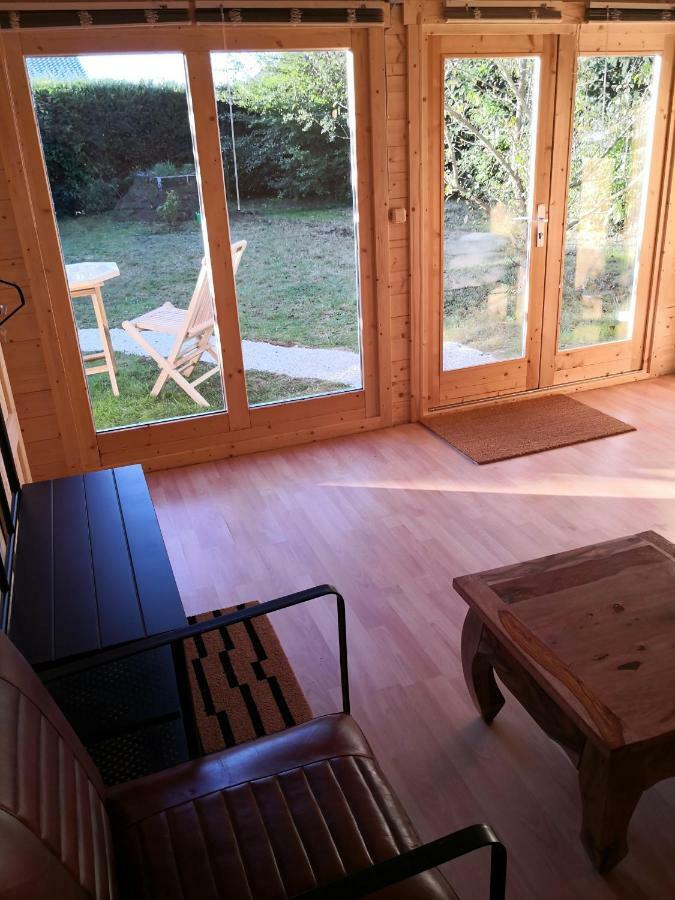 25qm ATRIUM Holz-Bungalow- NATUR PUR- NEUES MASSIVHOLZ BETT- Juni 2022- Objekt optimiert! Scharbeutz Exterior foto